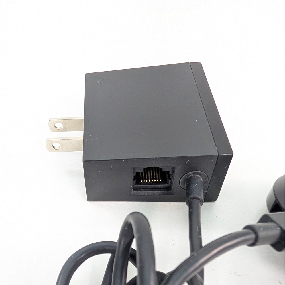 Google Chromecast Ultra 4K HDR Streaming Media Player Black NC2-6A5-D with Power - Picture 6 of 8